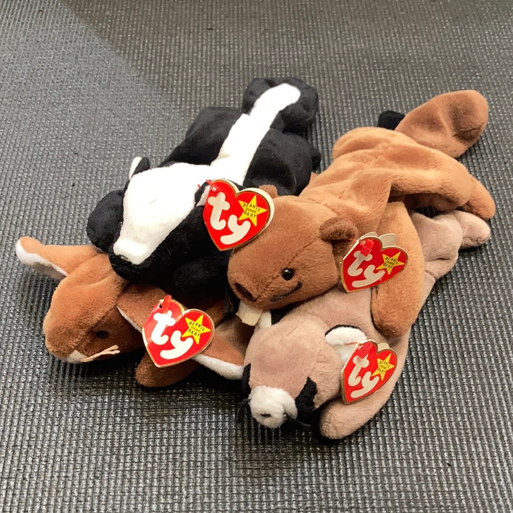 Vintage Ty Beanie Babies Woodland Critter Bundle Ears Stinky Ringo Bucky 4th gen